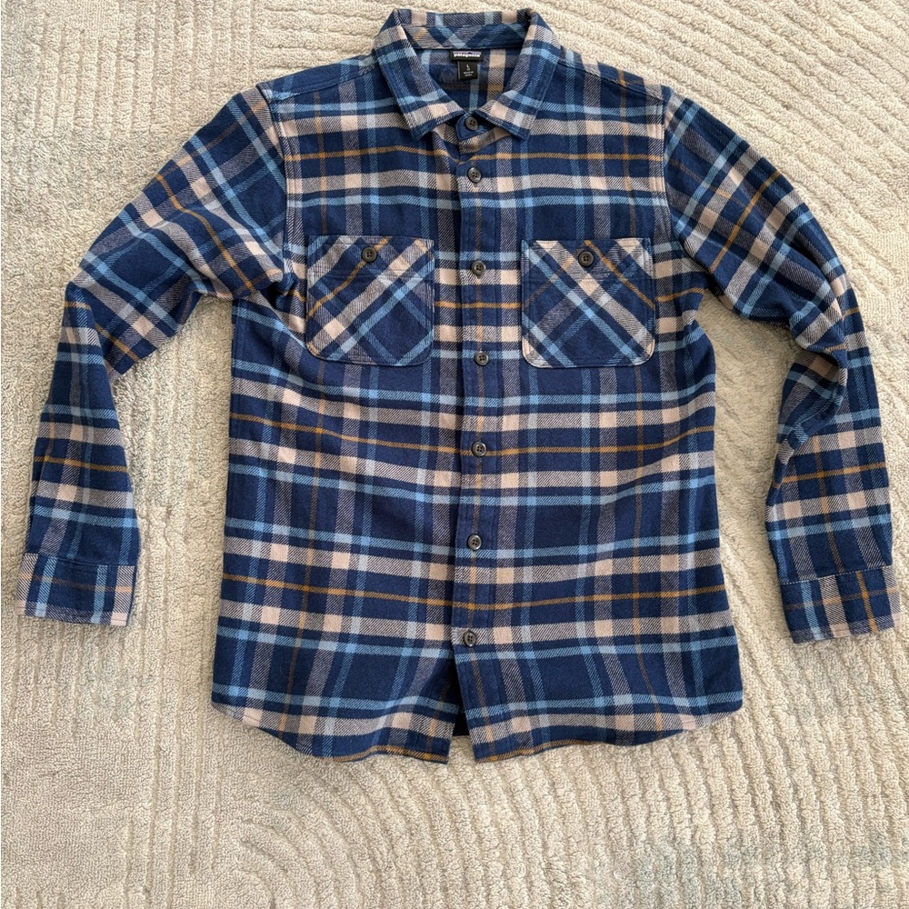 Patagonia Blue and Tan Checkered Shirt